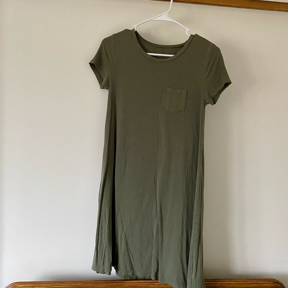 Green women’s cover-up